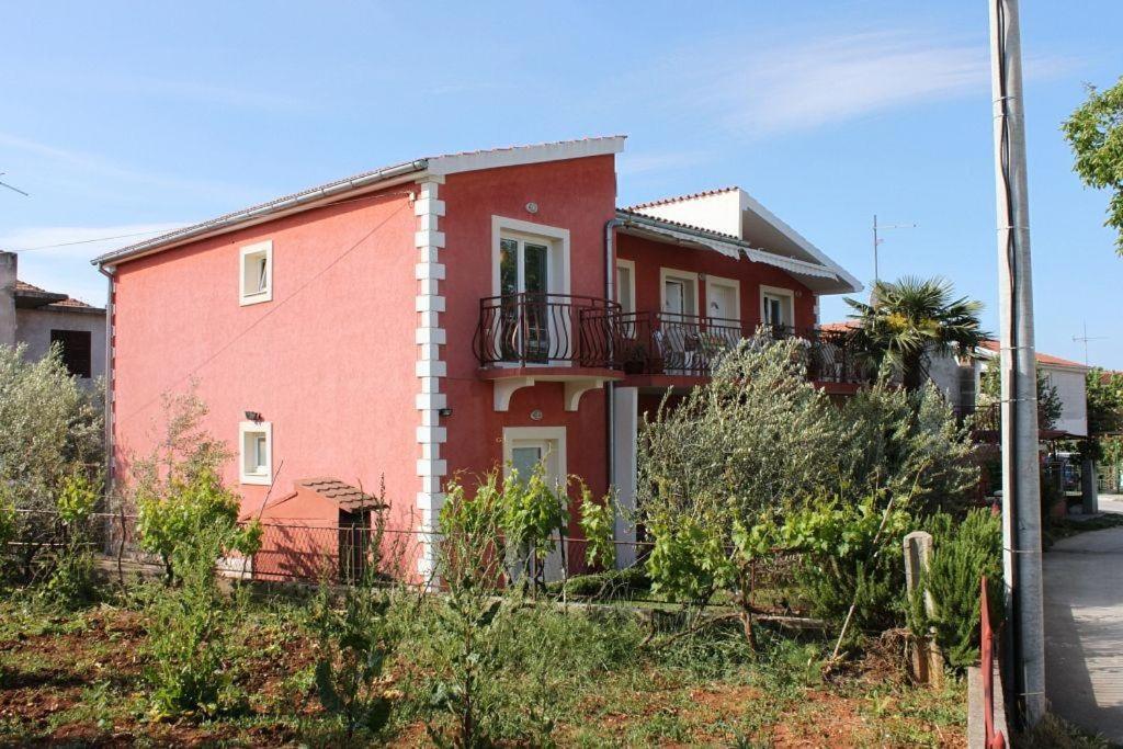 Apartments Salamun Biograd Na Moru Buitenkant foto