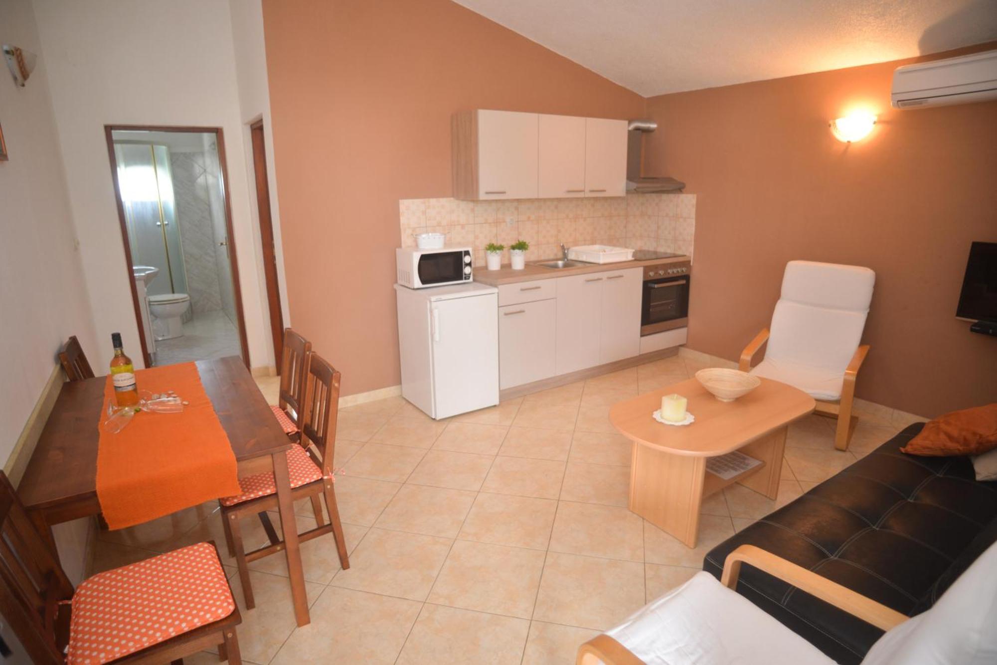 Apartments Salamun Biograd Na Moru Buitenkant foto