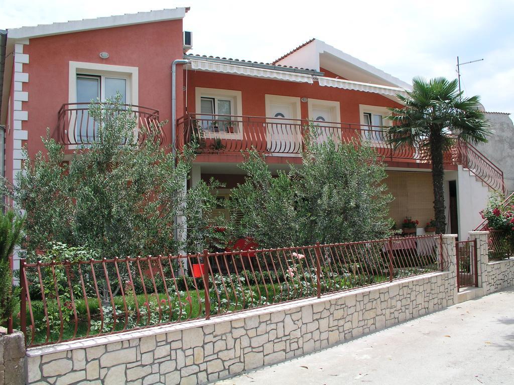 Apartments Salamun Biograd Na Moru Buitenkant foto