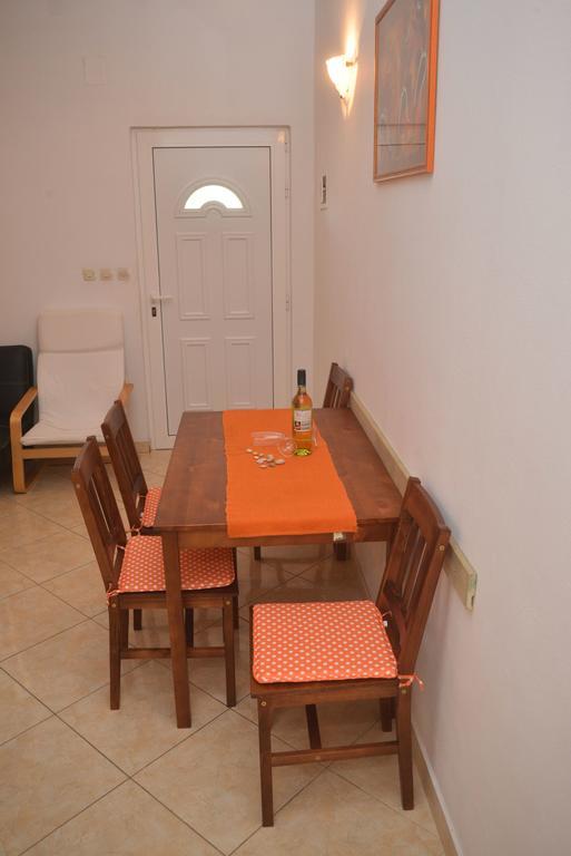 Apartments Salamun Biograd Na Moru Buitenkant foto